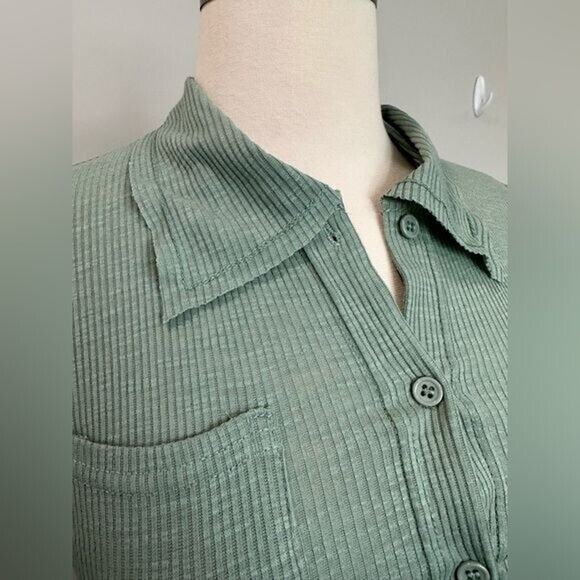 Halara Y2K Collared Button Front Cropped Knit Top Activewear NWOT Small - Picture 4 of 10